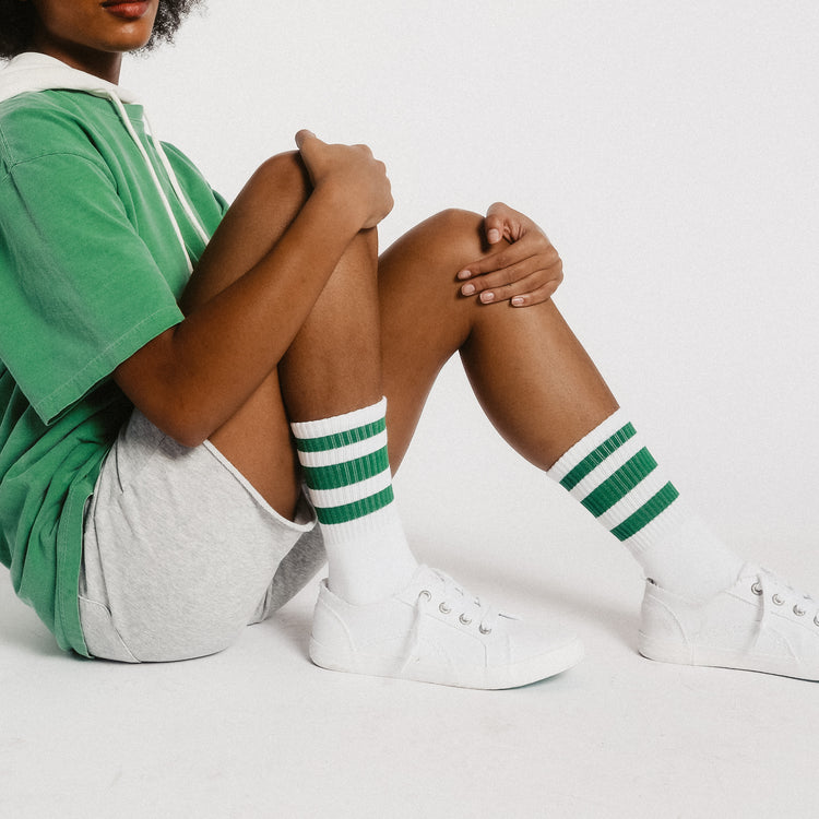 Extra Point Three Stripe Socks White w green stripes
